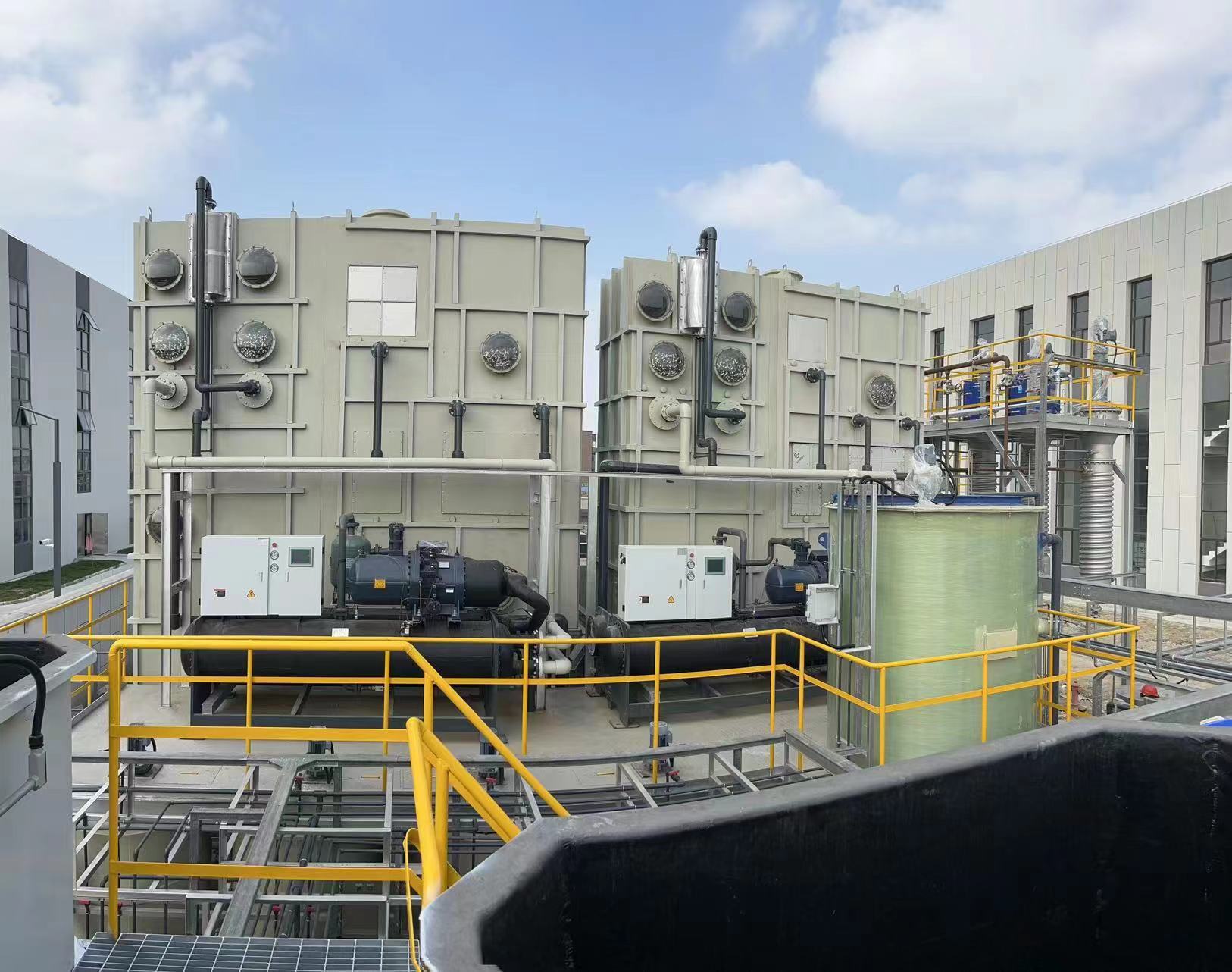 �͸��g���l��